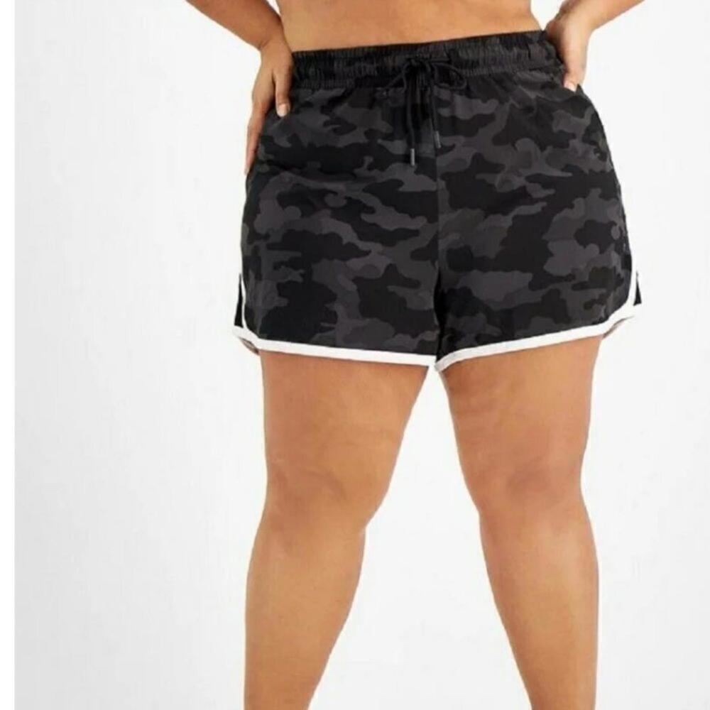 IDEOLOGY Womens Black Pocketed Camouflage Shorts Plus white stripes on side  3X